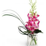 دسته گل سالگرد؛ انتخابی عاشقانه با گل های بنفش 10 A Touch Of Pink