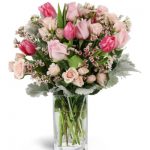 دسته گل سالگرد؛ انتخابی عاشقانه با گل های بنفش 6 Sweetly Scented Pinks